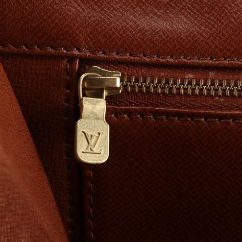 louis vuitton pochette dame gm|louis vuitton pochette for sale.